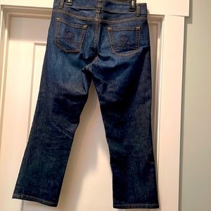 Lilly Pulitzer dark wash cropped pant